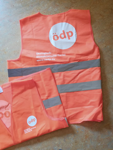 ÖDP-Warnwesten